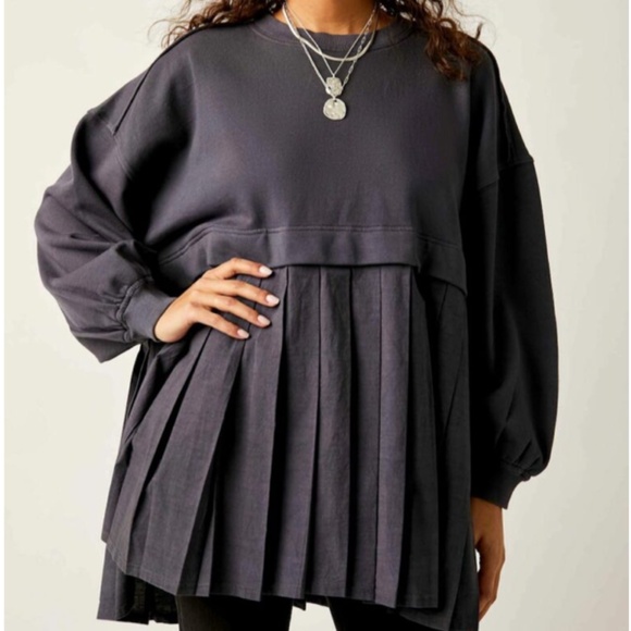 The Unbranded Brand Dresses & Skirts - The Chloe Sweatshirt Dress in Black Pepper Sz S NWT